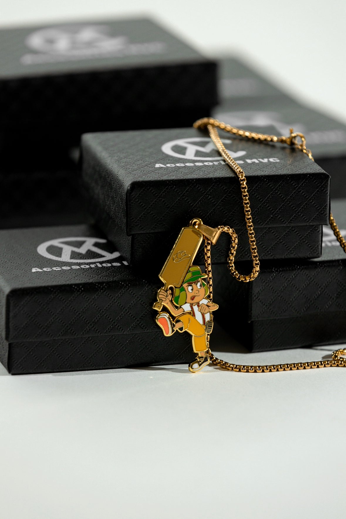 Chain “El Chavo”