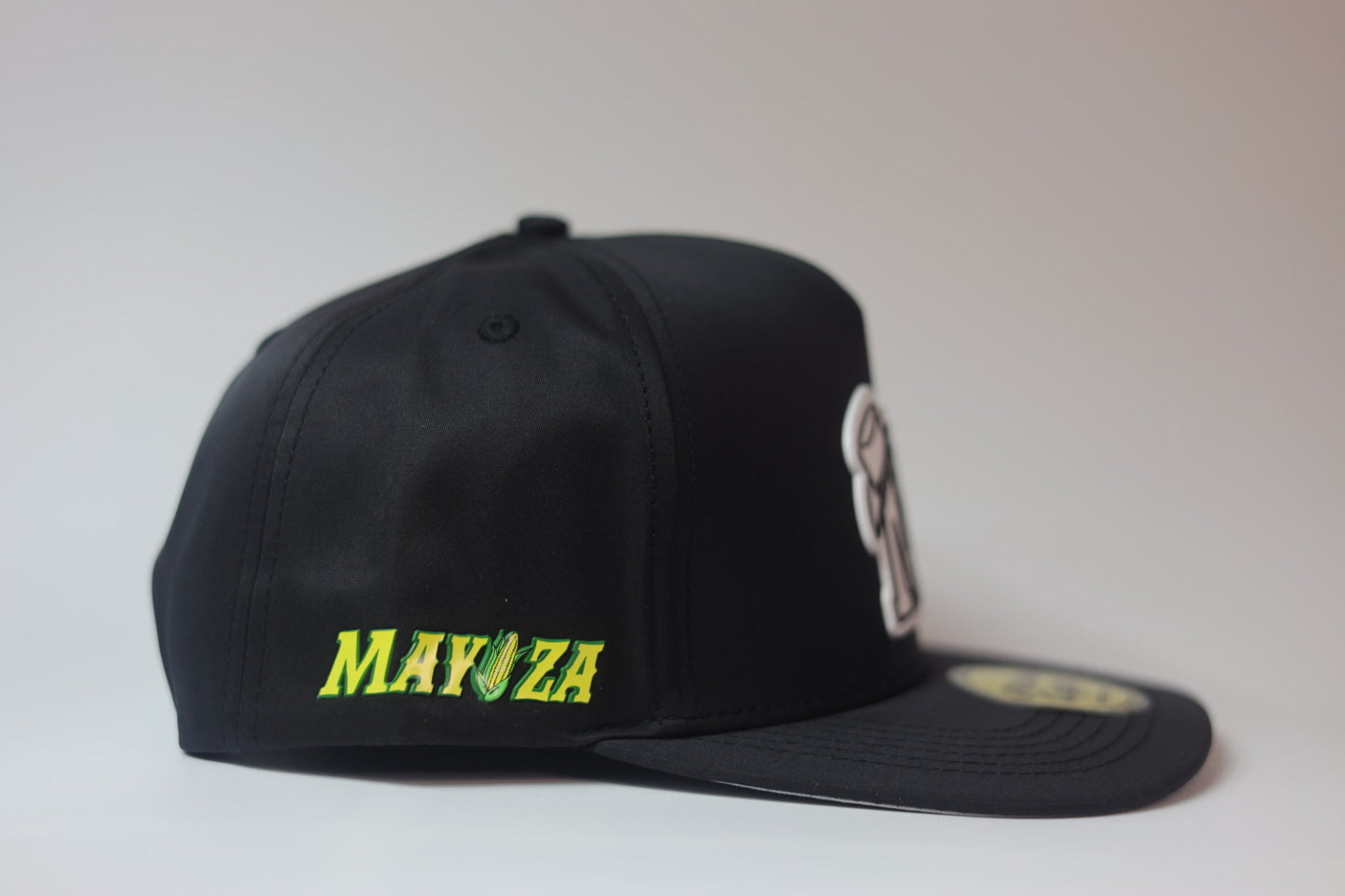 Gorra Plebes Caps “M Grande”