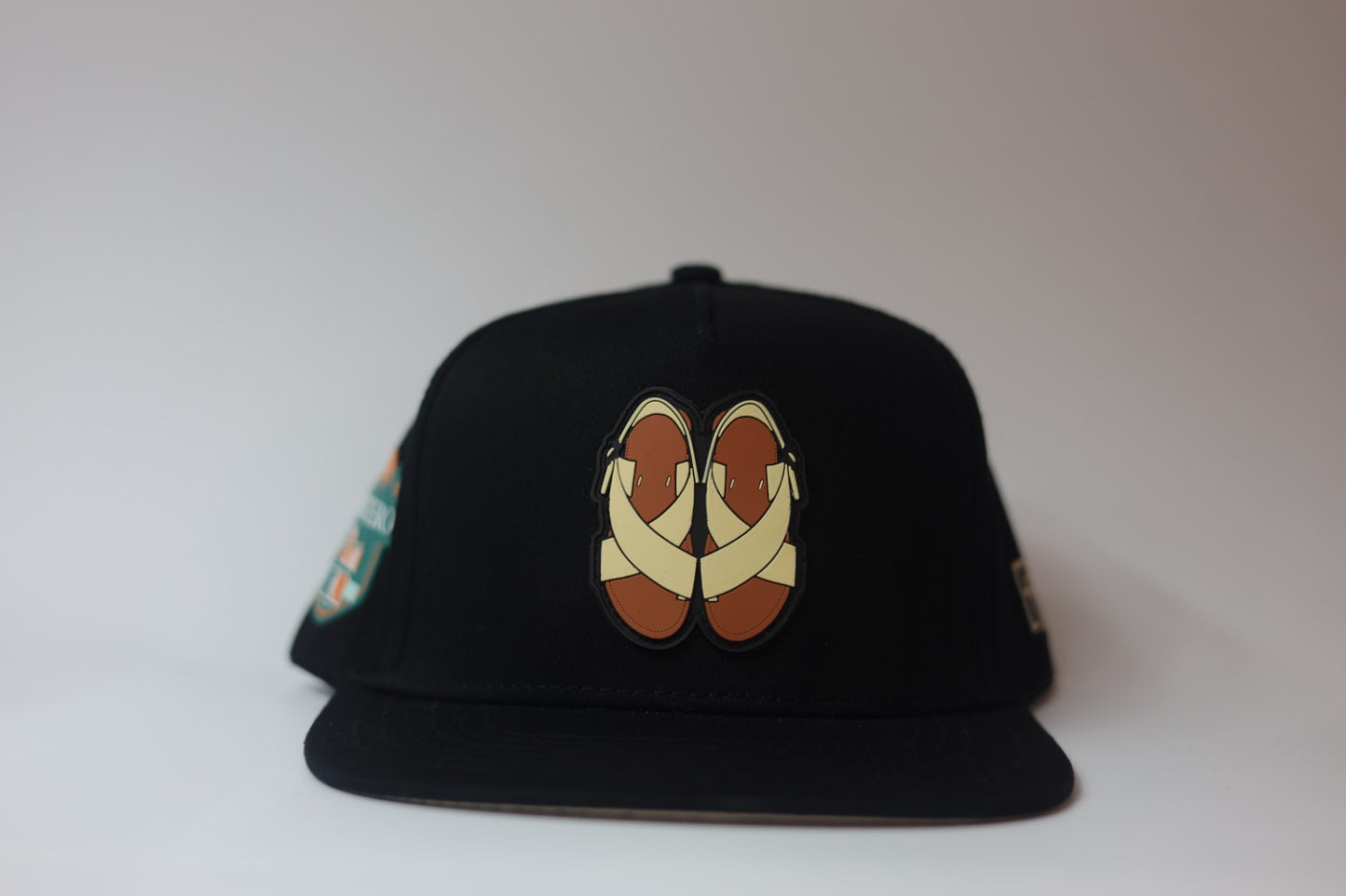 Gorra Plebes Caps “Huaraches”